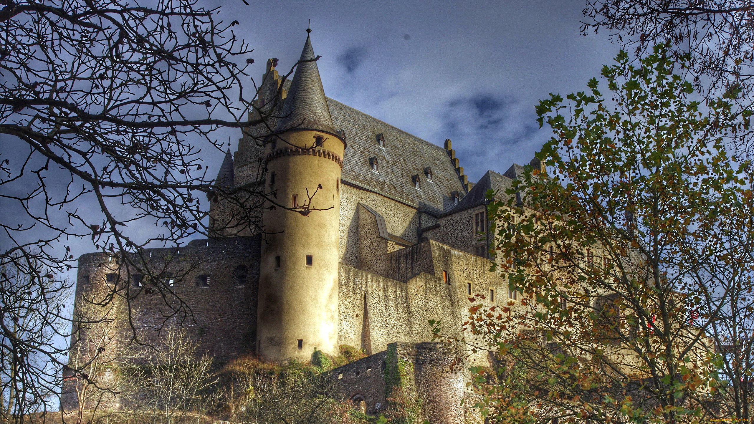 vianden castle, luxembourg, , - ,  ,  , vianden, castle